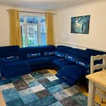 Spacious 5 Bedroom House- Harry Potter World & London
