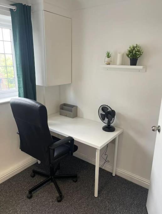 Spacious 5 Bedroom House- Harry Potter World & London